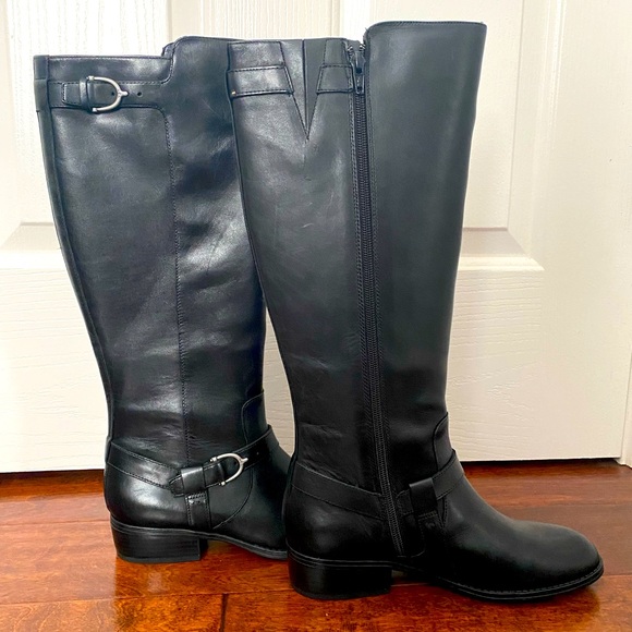 New Ralph Lauren Boots - Picture 1 of 4